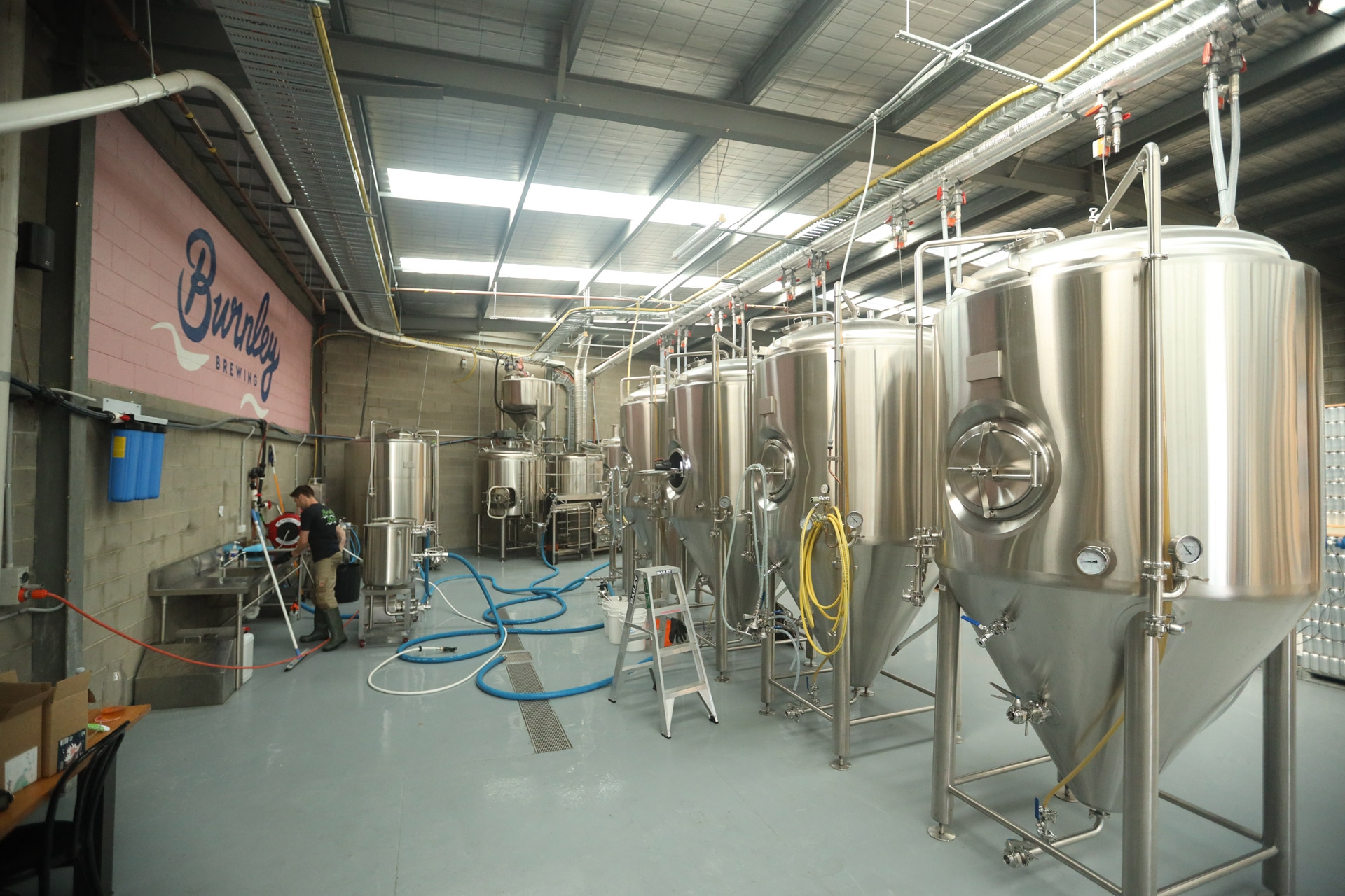 Studio-Mimi-Moon-Beer-Can-design-Burnley-Brewing