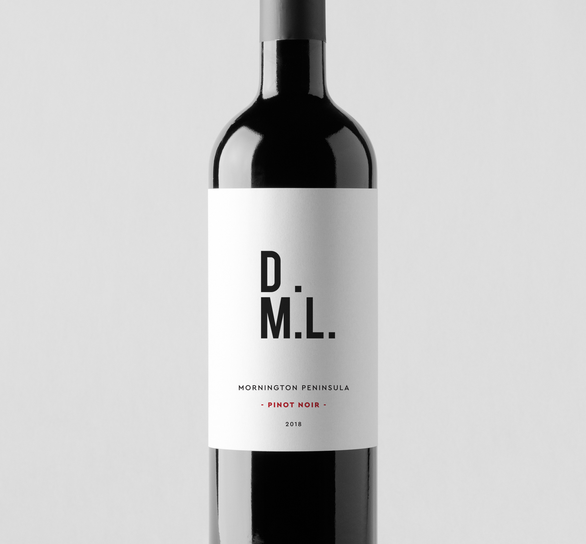 Studio-Mimi-Moon-DML-Wine-Label-branding-and-packaging-Front-&-back